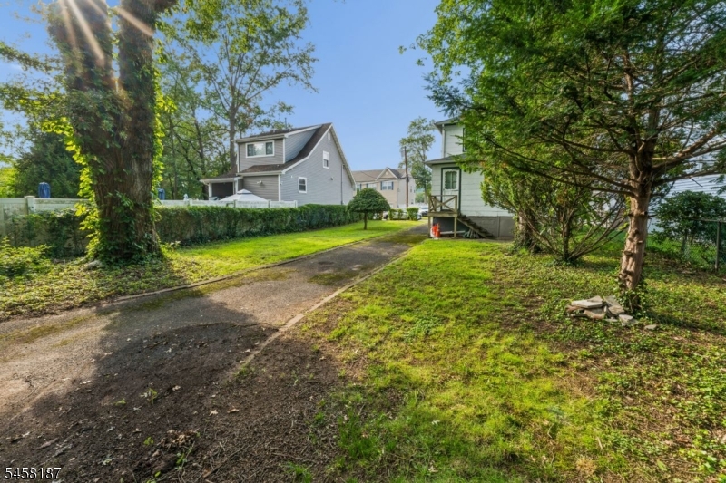 5 Cross St Property Photo 5