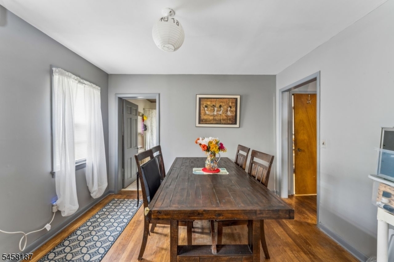 5 Cross St Property Photo 11
