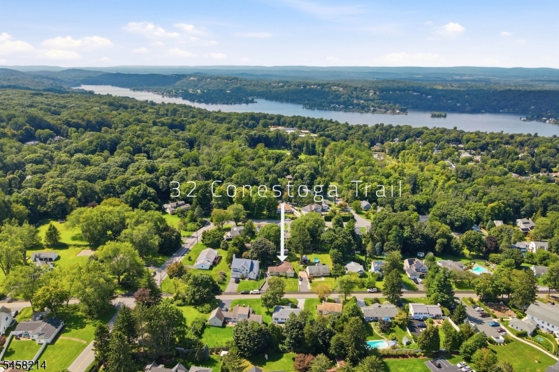 32 Conestoga Trl Property Photo 30