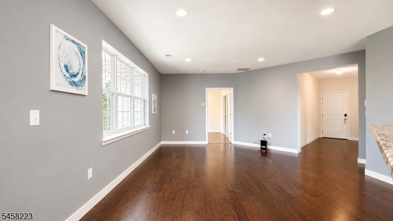 432 Tower Blvd Property Photo 6