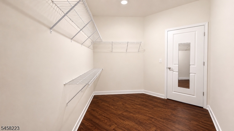 432 Tower Blvd Property Photo 12