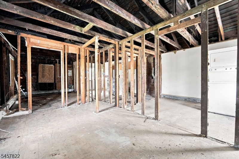 437 State Route 10 3 Property Photo 16