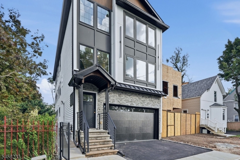 92 Speedway Ave 3 Property Photo 3