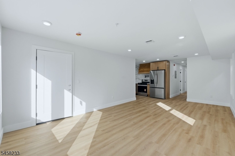92 Speedway Ave 3 Property Photo 5