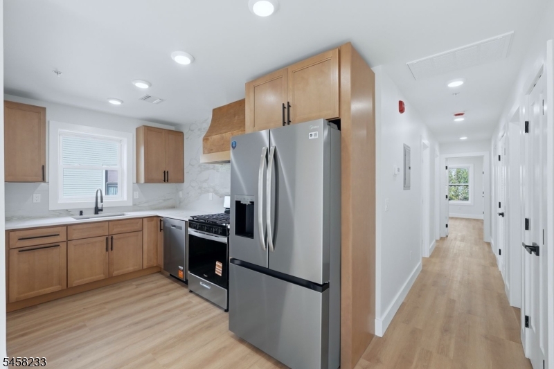 92 Speedway Ave 3 Property Photo 10
