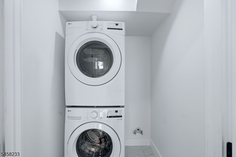 92 Speedway Ave 3 Property Photo 11