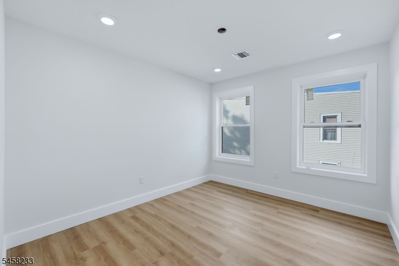 92 Speedway Ave 3 Property Photo 12