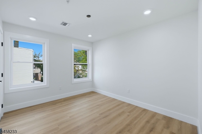 92 Speedway Ave 3 Property Photo 15