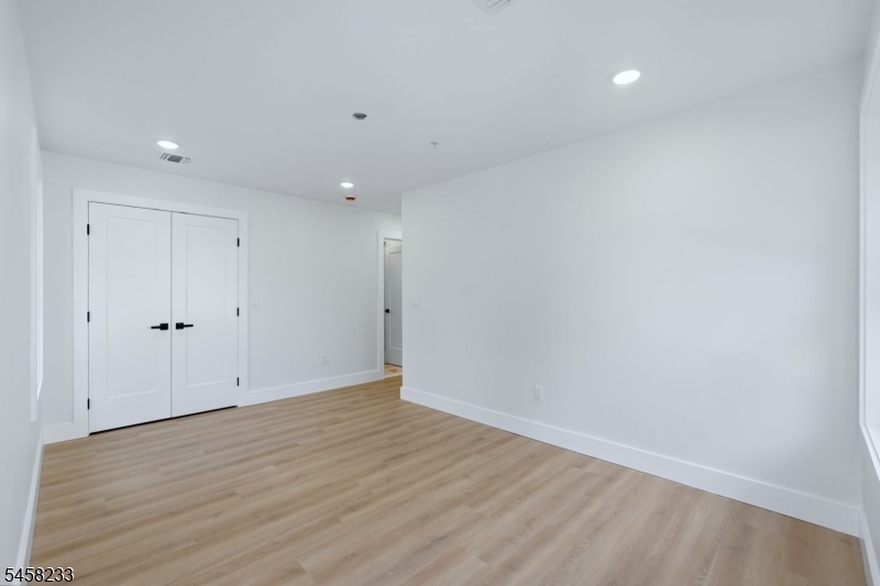 92 Speedway Ave 3 Property Photo 18