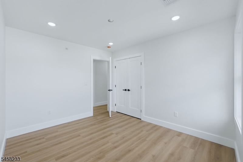 92 Speedway Ave 3 Property Photo 33