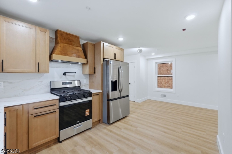 92 Speedway Ave 3 Property Photo 37