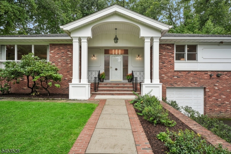63 Fells Rd Property Photo 4