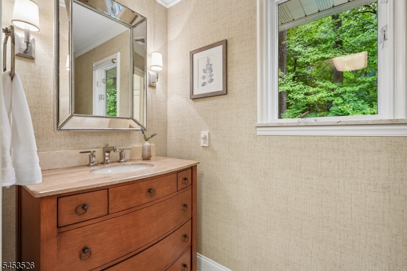 63 Fells Rd Property Photo 23
