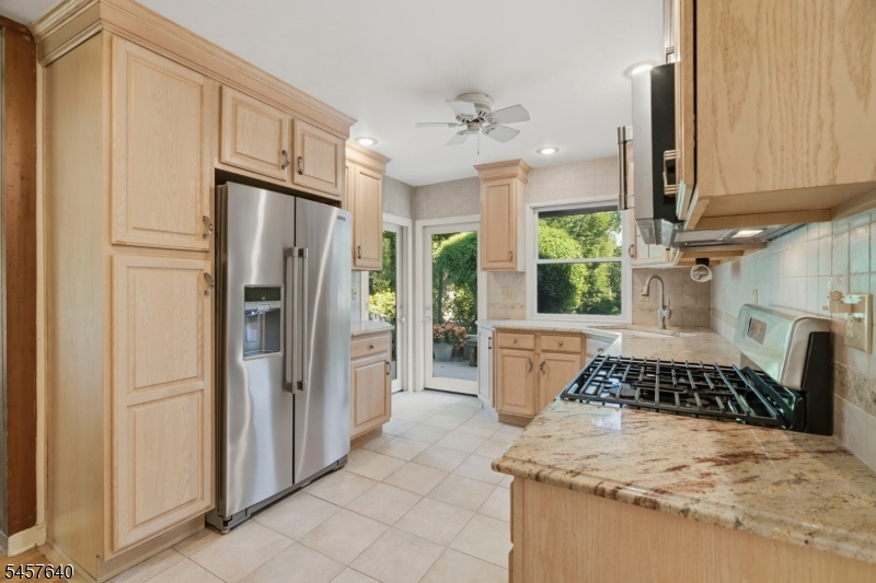 343 Sunset Rd Property Photo 11