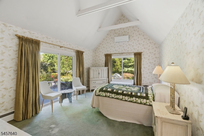 343 Sunset Rd Property Photo 14
