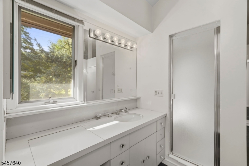 343 Sunset Rd Property Photo 21