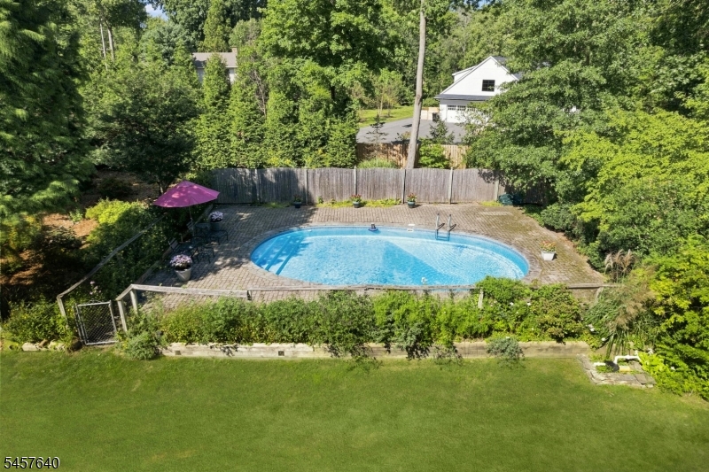 343 Sunset Rd Property Photo 31