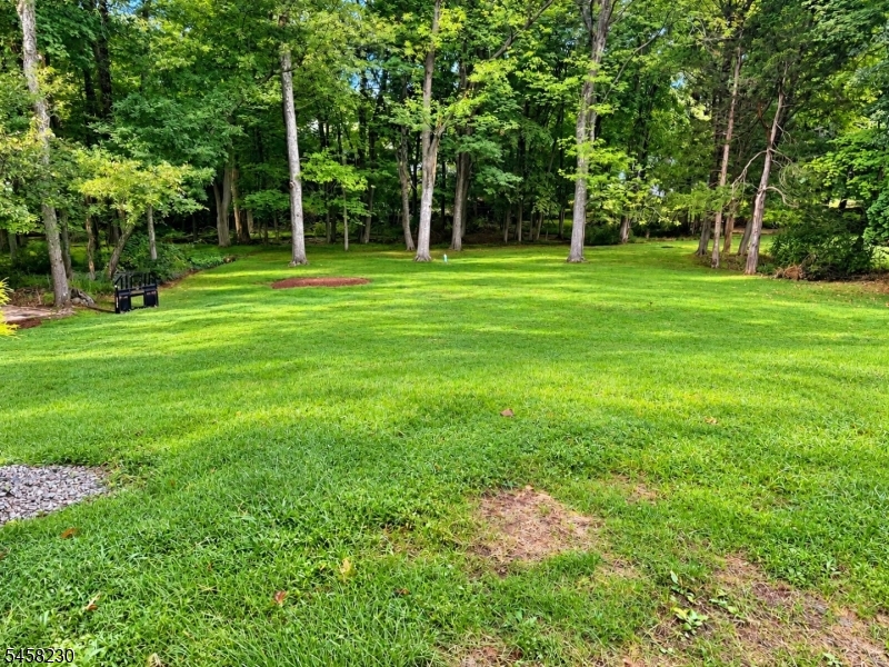 467 Bayberry Rd Property Photo 2