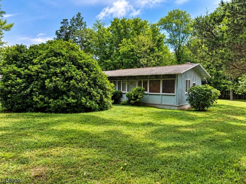 467 Bayberry Rd Property Photo 3