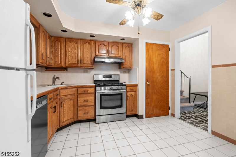 18 Ravine Ct Property Photo 5