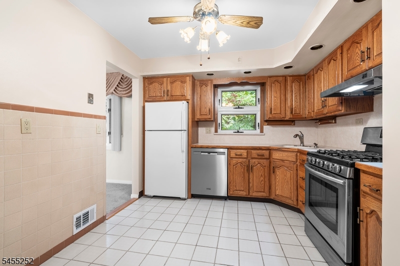 18 Ravine Ct Property Photo 6