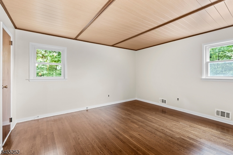 18 Ravine Ct Property Photo 8