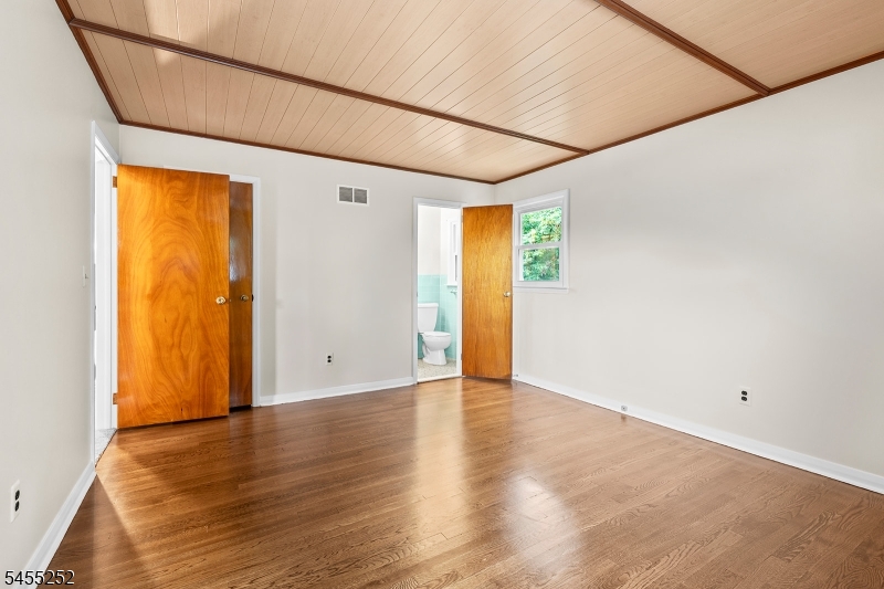 18 Ravine Ct Property Photo 9
