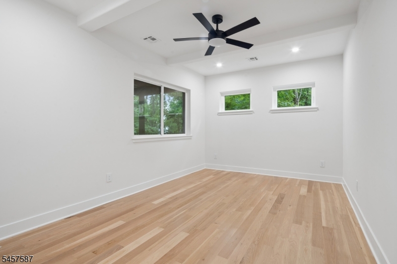 233 Fairmount Ave Property Photo 24