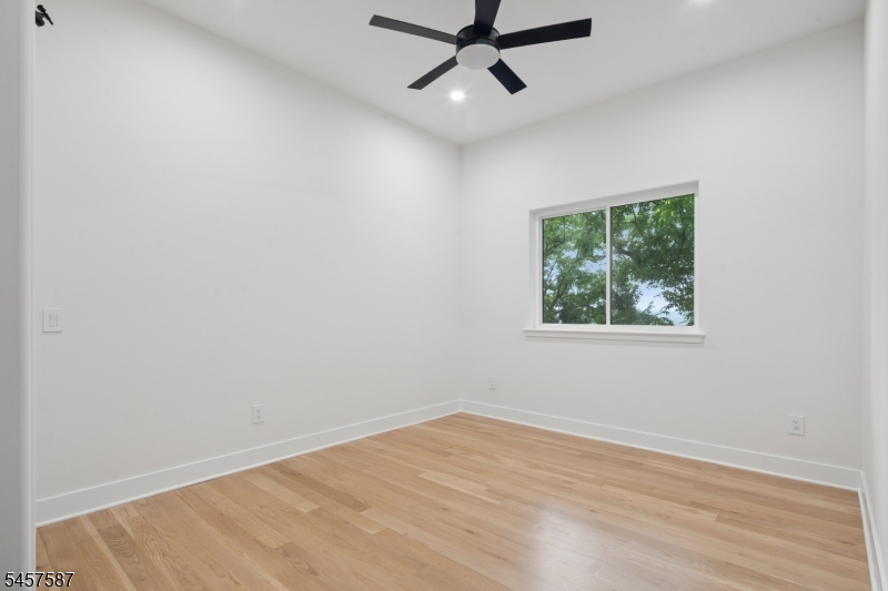 233 Fairmount Ave Property Photo 27