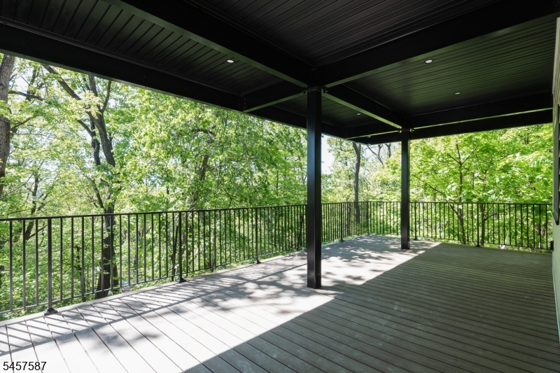 233 Fairmount Ave Property Photo 40