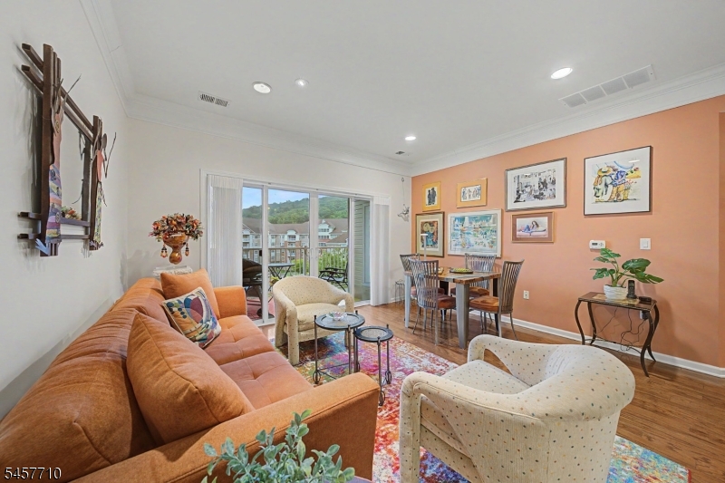 4421 Warrens Way Property Photo 10