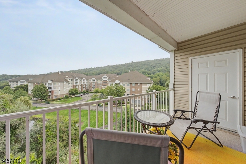 4421 Warrens Way Property Photo 12