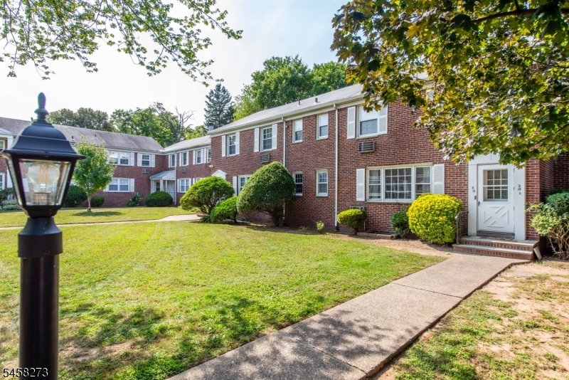 445 Morris 13d Property Photo 2