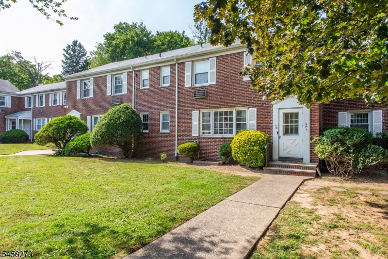 445 Morris 13d Property Photo 3
