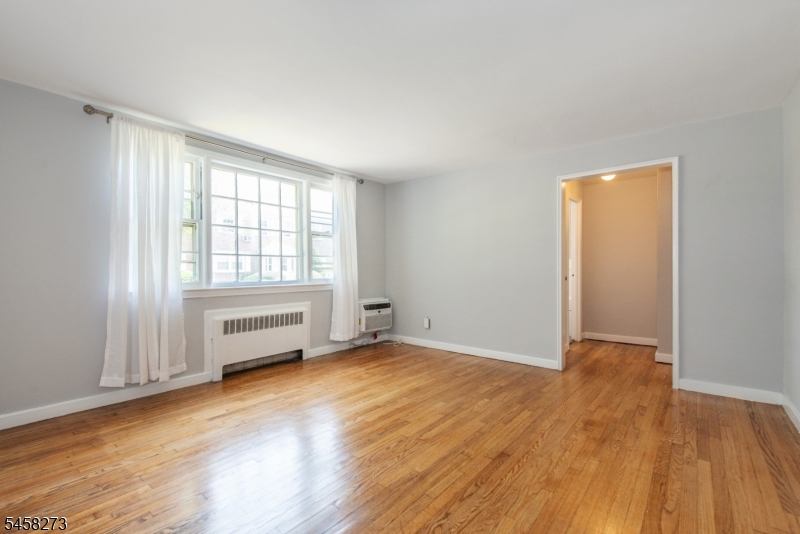 445 Morris 13d Property Photo 17