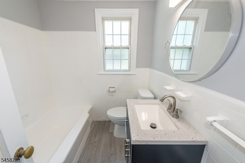 445 Morris 13d Property Photo 27