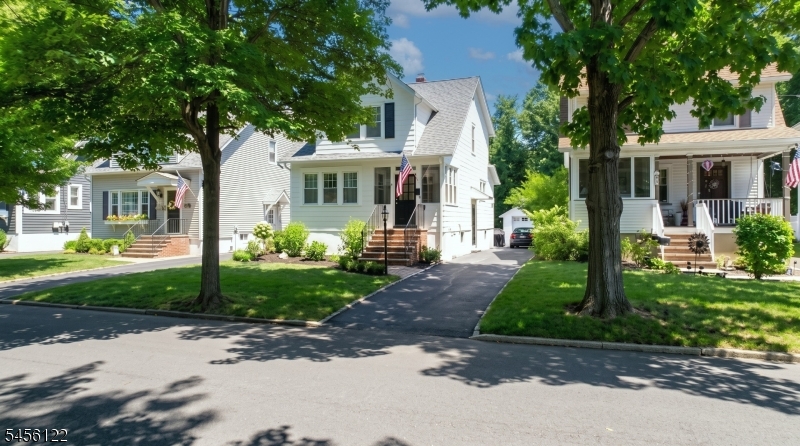 57 Minton Ave Property Photo 3