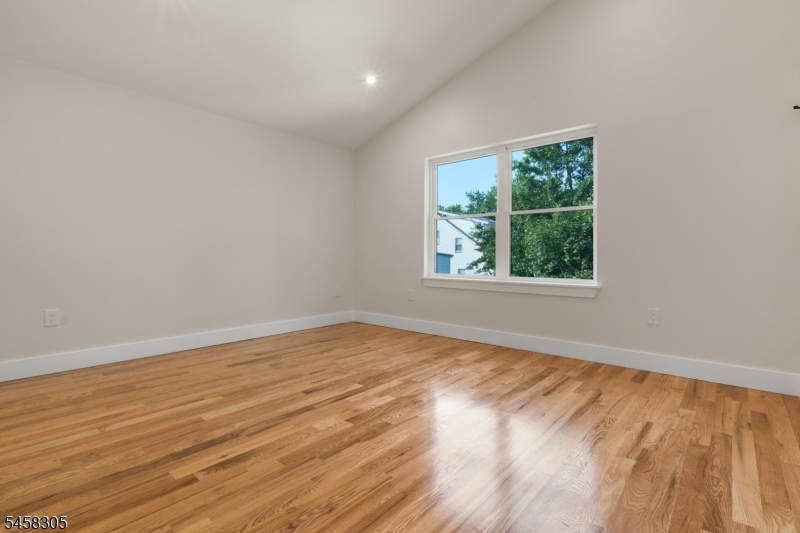 57 Eckert Ave Property Photo 21
