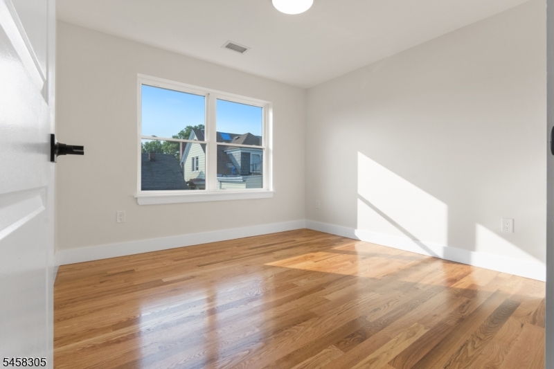 57 Eckert Ave Property Photo 24