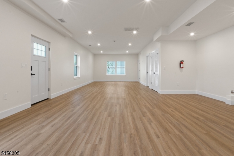 57 Eckert Ave Property Photo 26