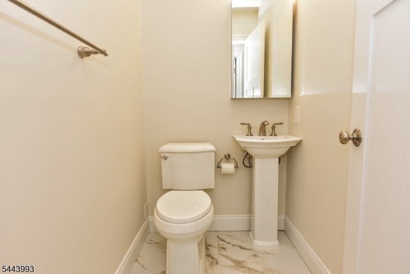 193 E Shore Trl Property Photo 20