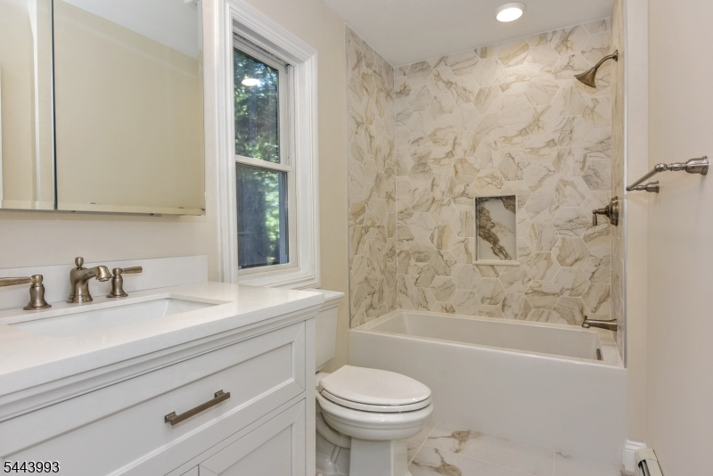 193 E Shore Trl Property Photo 23