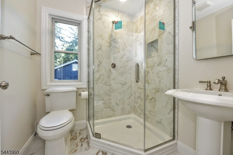 193 E Shore Trl Property Photo 37