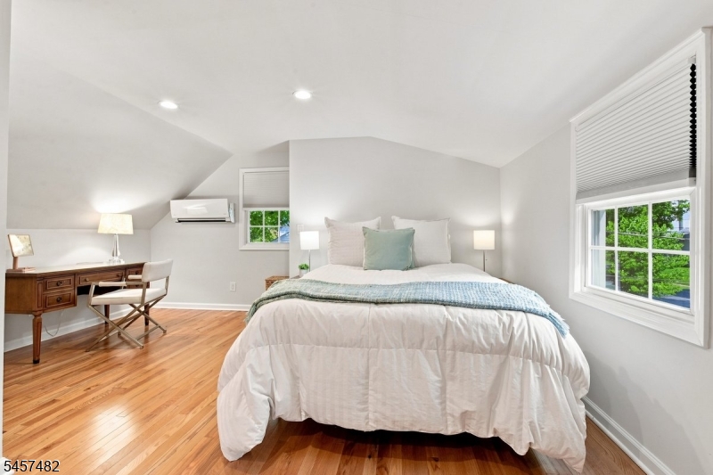 41 Hamilton St Property Photo 16