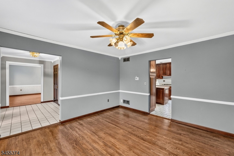 490 South Woods Rd Property Photo 10