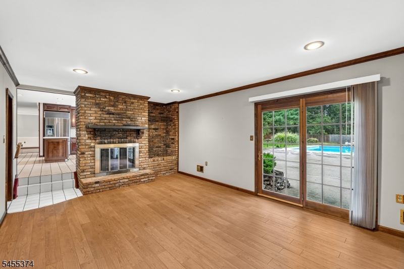 490 South Woods Rd Property Photo 16