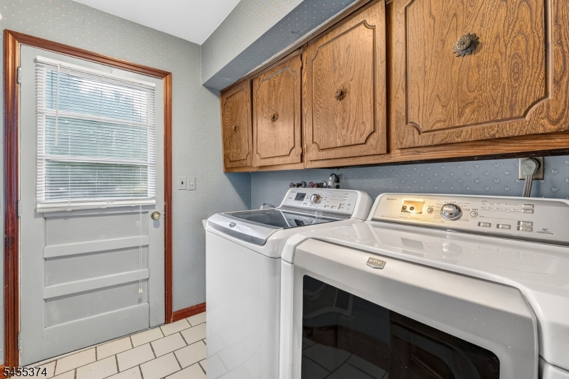 490 South Woods Rd Property Photo 19