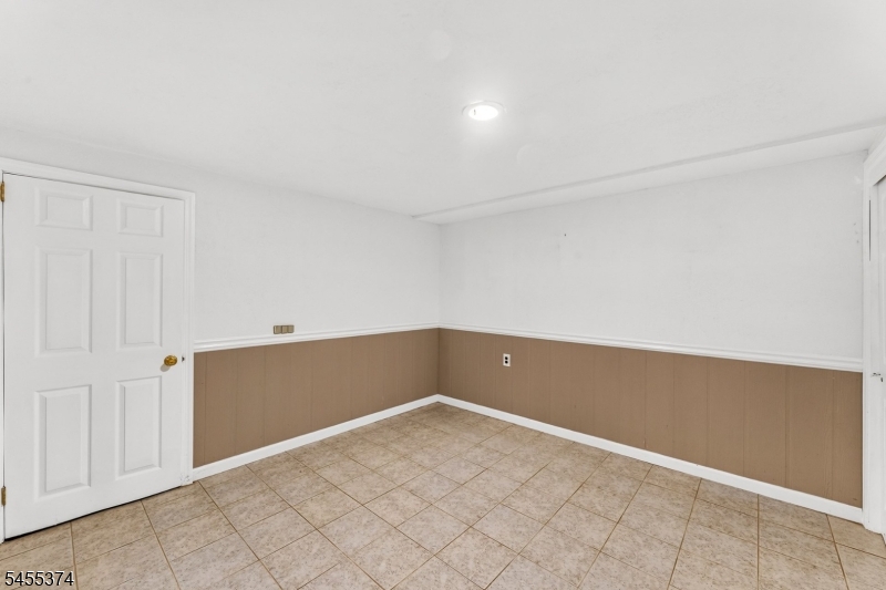 490 South Woods Rd Property Photo 34