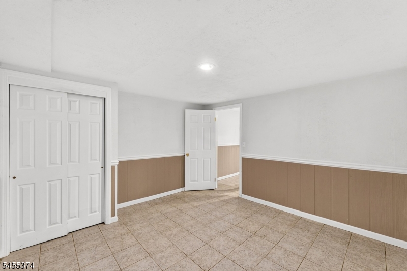 490 South Woods Rd Property Photo 35