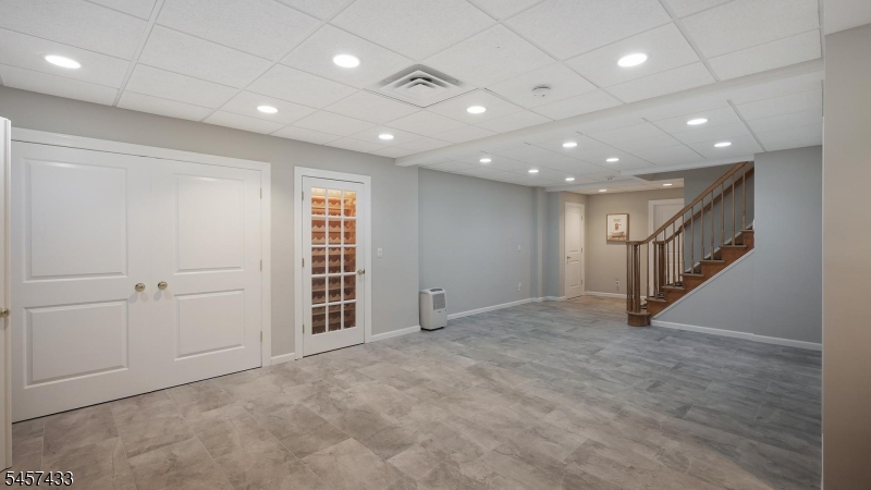 8 Downingtown Ct Property Photo 25